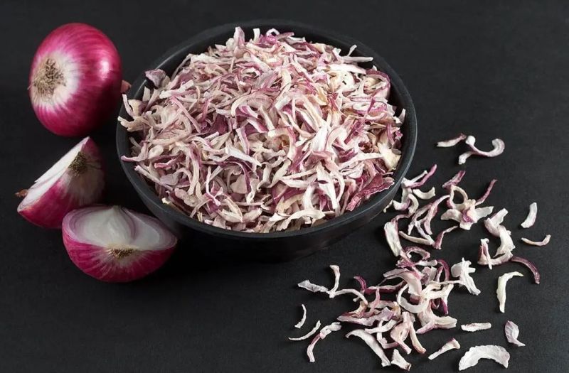 Pink Onion Flakes